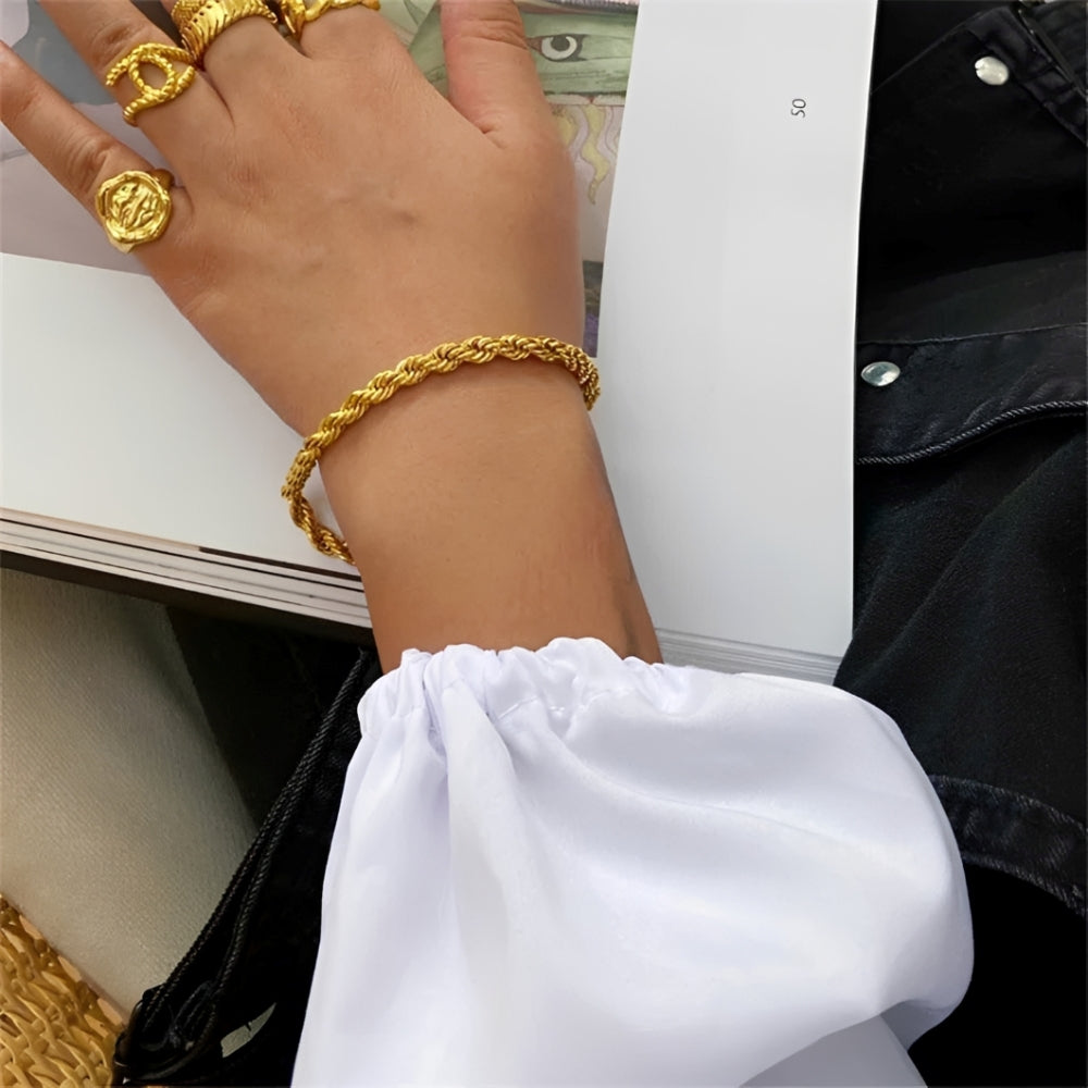 Gigi – Elegant golden rope link bracelet