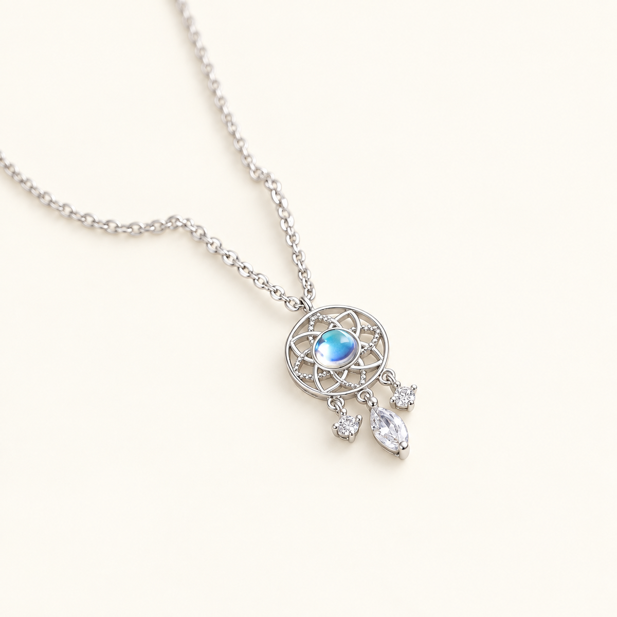 Arianne – Elegant dreamcatcher necklace