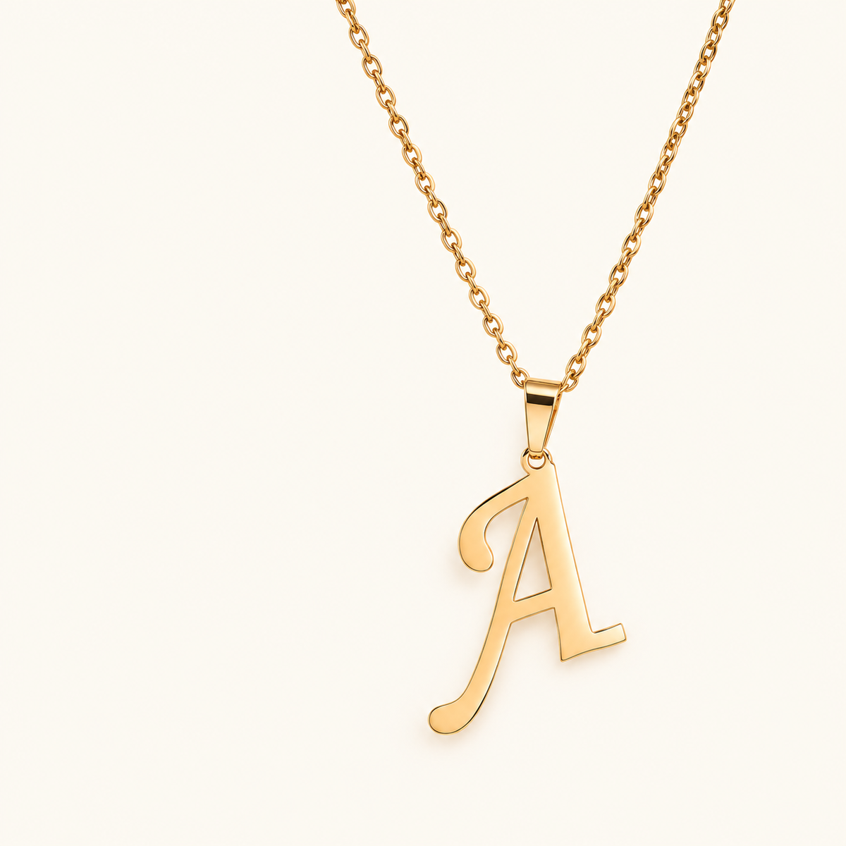 Alessia – Initial necklace 26 letters