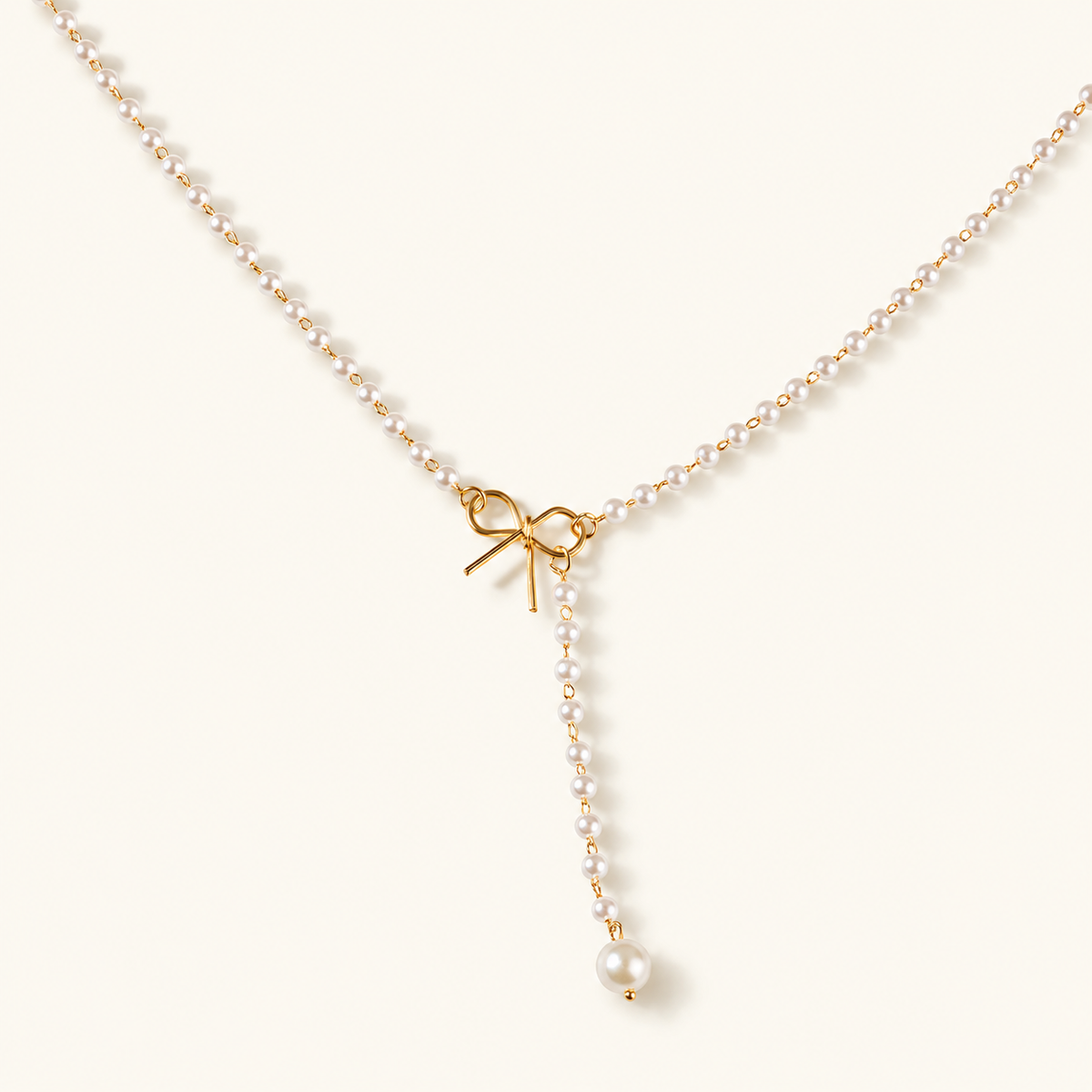 Antoneth – Necklace with bow pendant with pearl