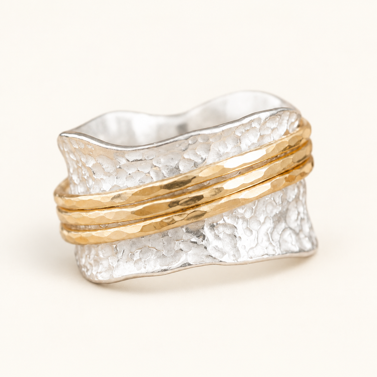 Bianca - Timeless spinning ring in gold and silver