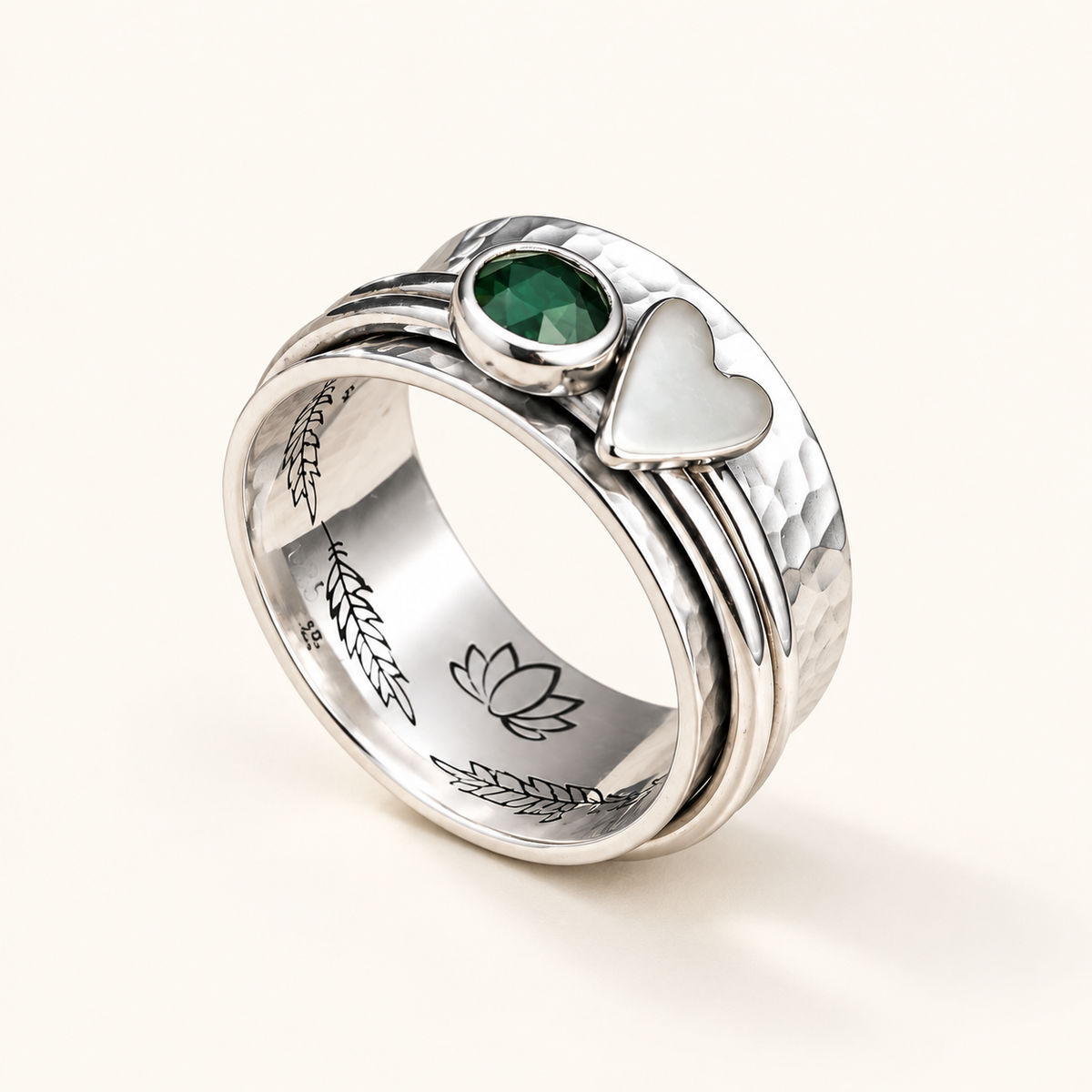 Maely – Retro style heart ring silver