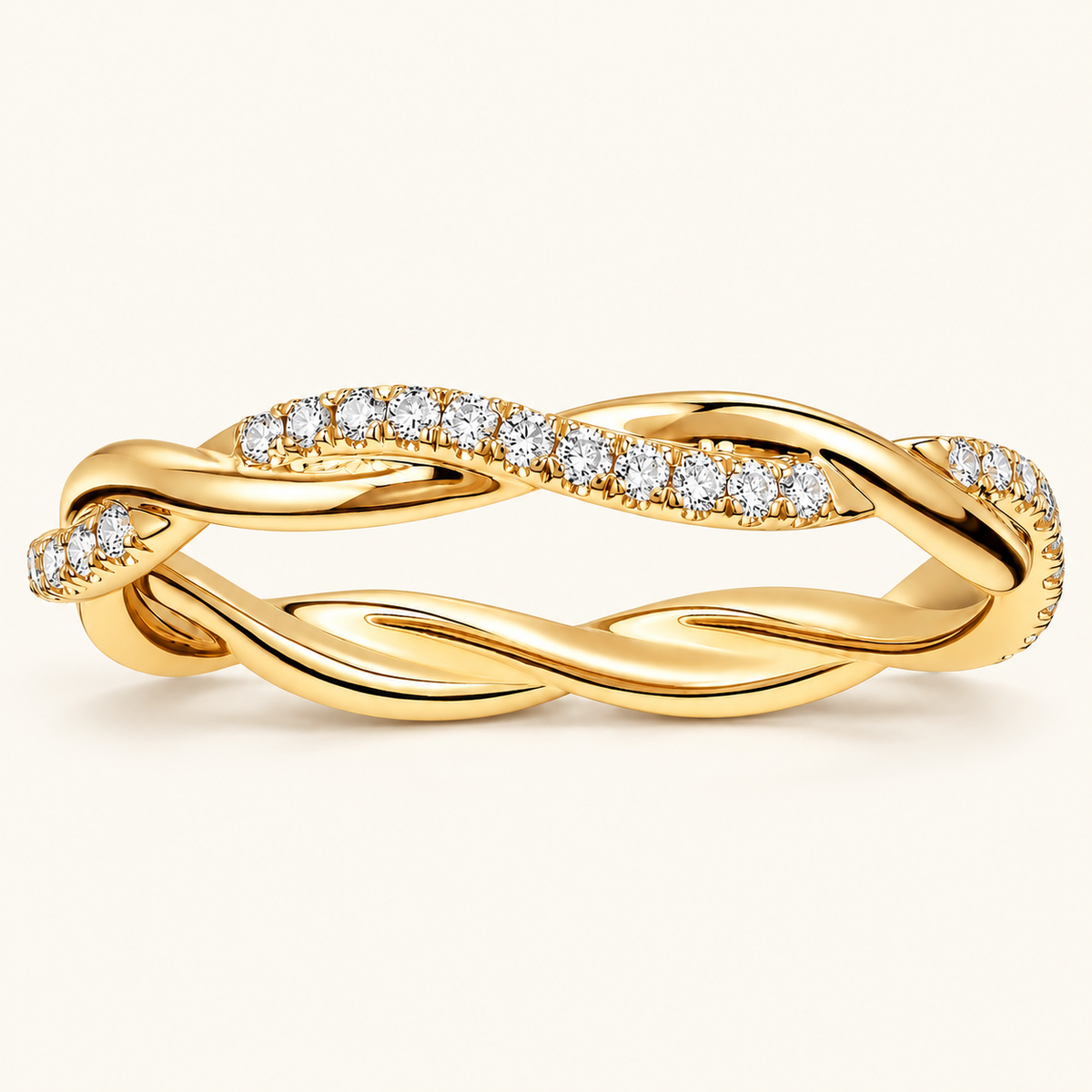 Livia – Chic fashion cross ring