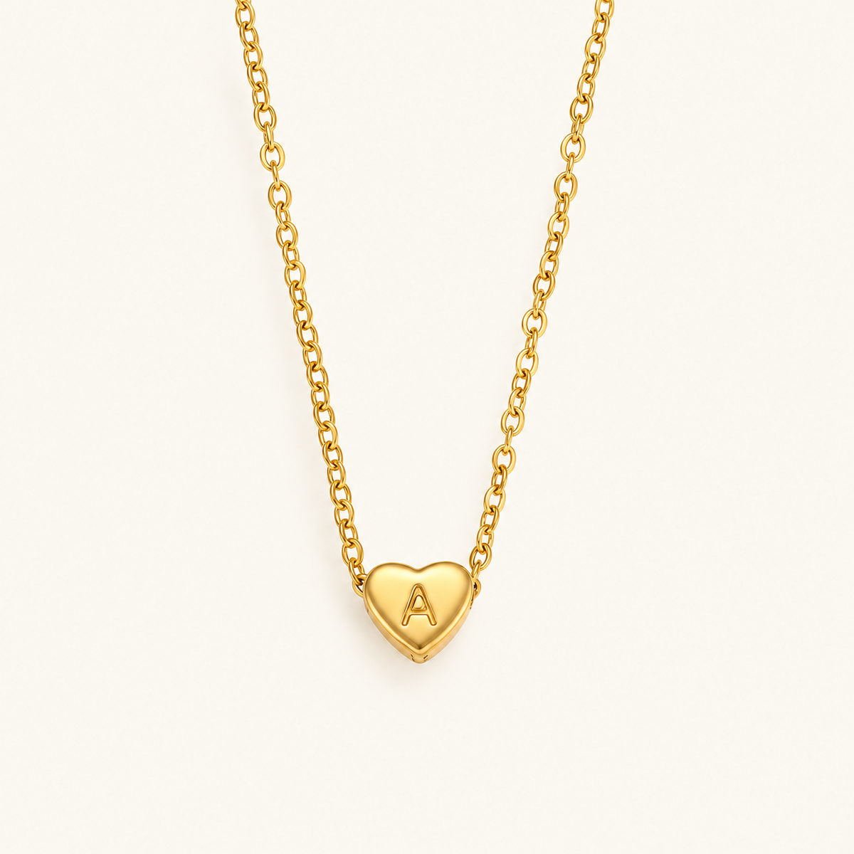 Amora – Necklace with initials in heart shape gold plating