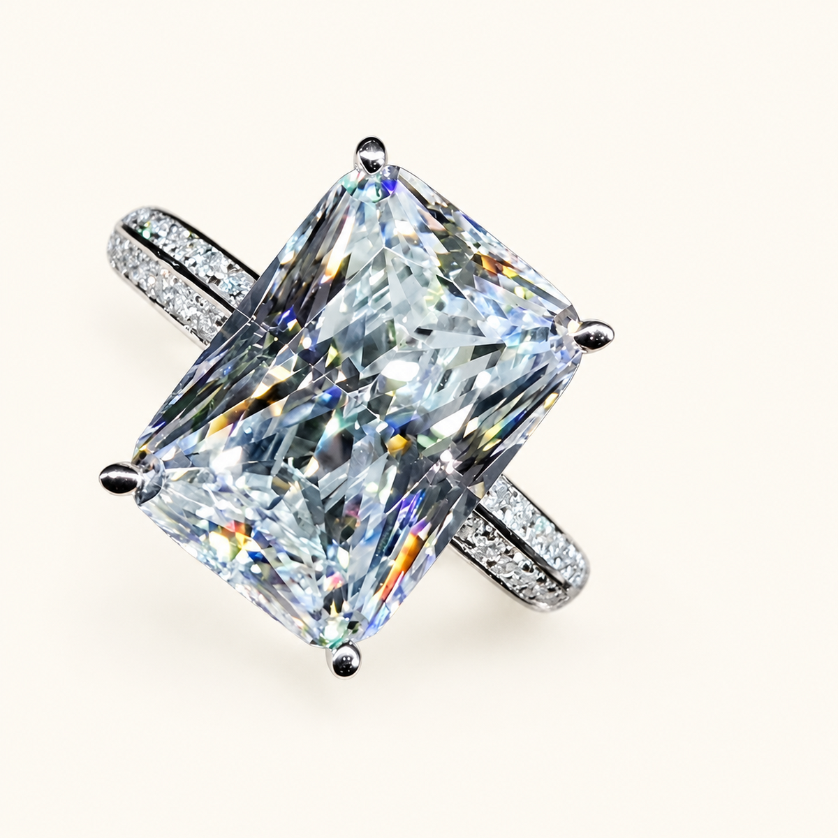 Jada – Eye-catching oversized ring
