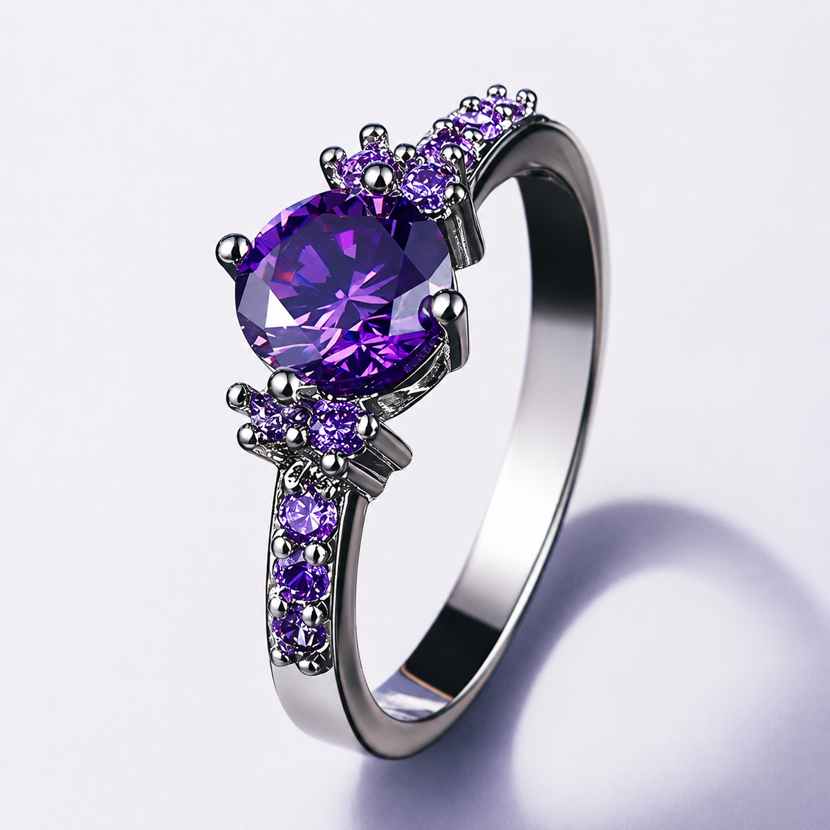 Coralie – Violet amethyst ring