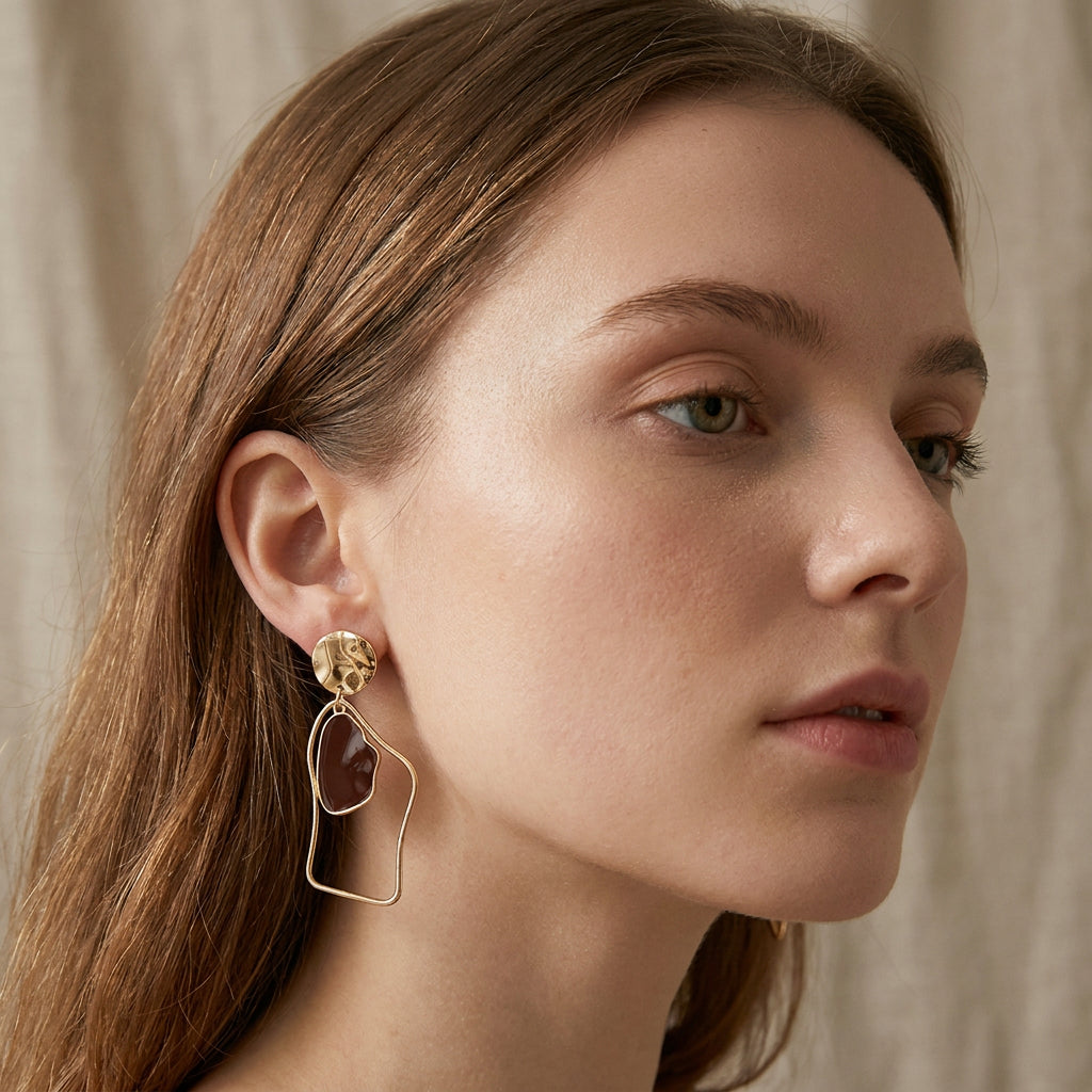 Rhia – Earrings with irregular hanging pendants
