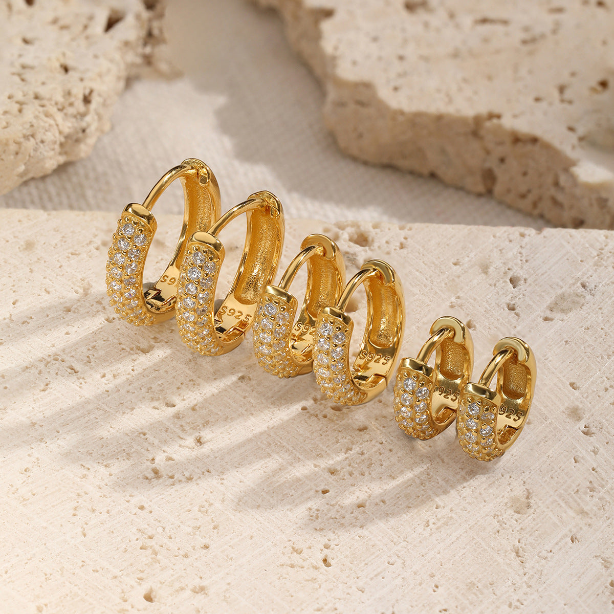 Keira – Thick gold hoops