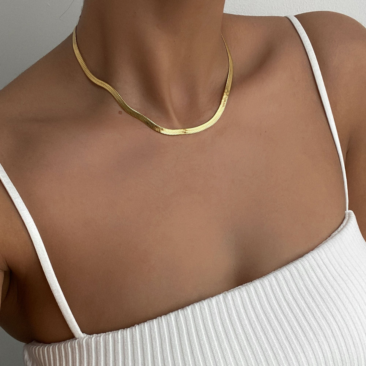 Juliette – Elegant chevron necklace