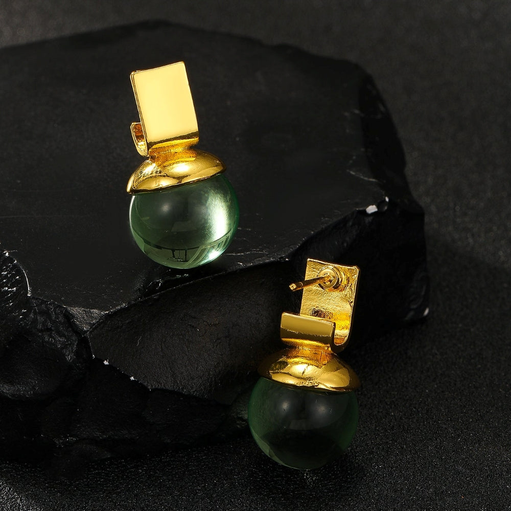 Charlie - Vintage earrings with green crystal and gold accents