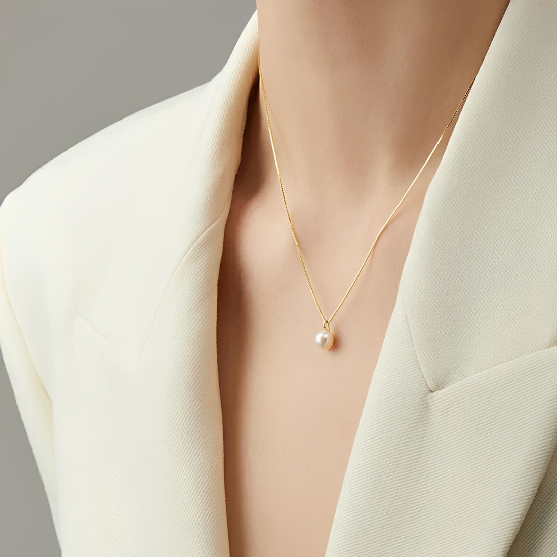 Grace – Minimalist and elegant necklace