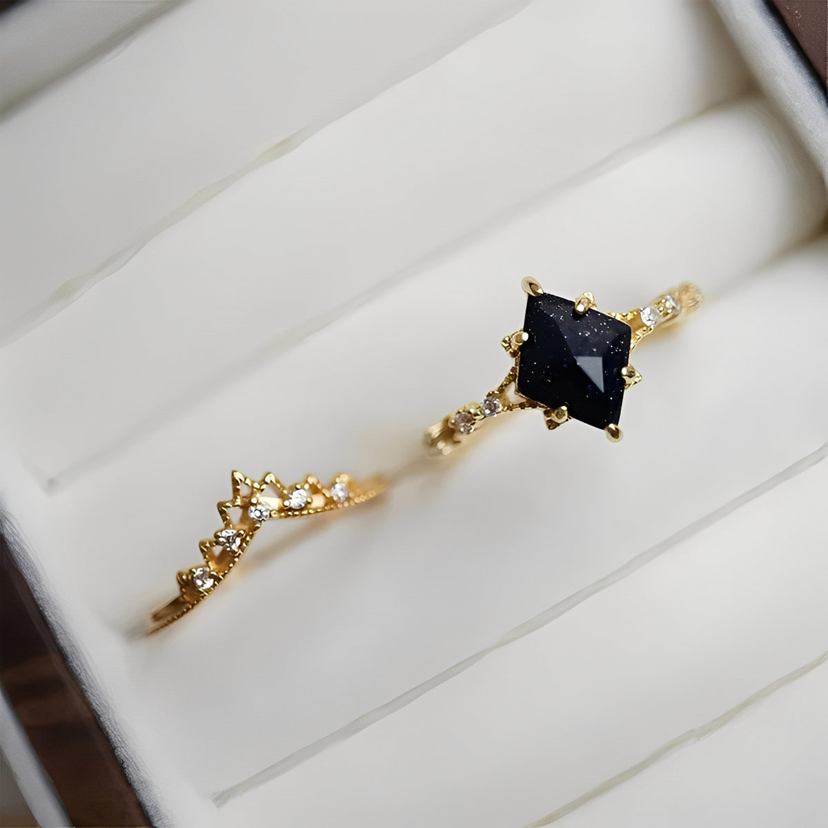 Nerisa – Dark night obsidian ring