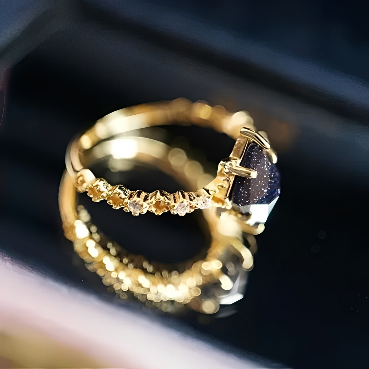 Nerisa – Dark night obsidian ring