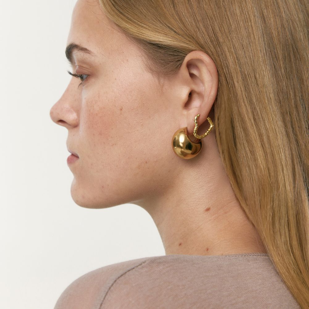Women’s Heart Hoops with Distinct Texture and Natural Shape