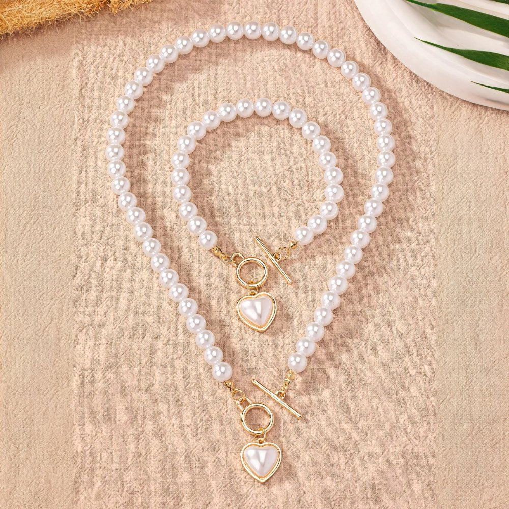 Lara – Set of Necklace and Bracelet with Heart Beads
