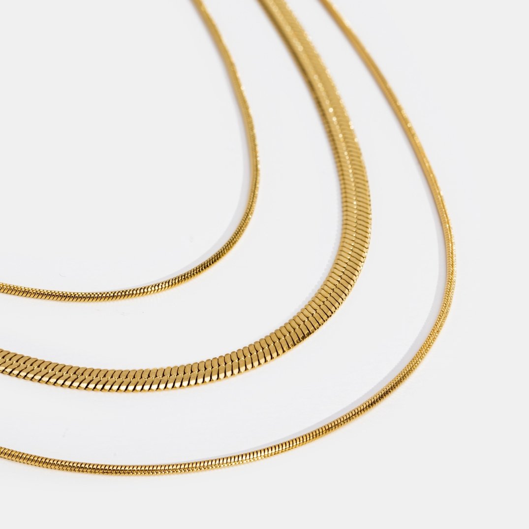 Alix – Multi-strand gold necklace