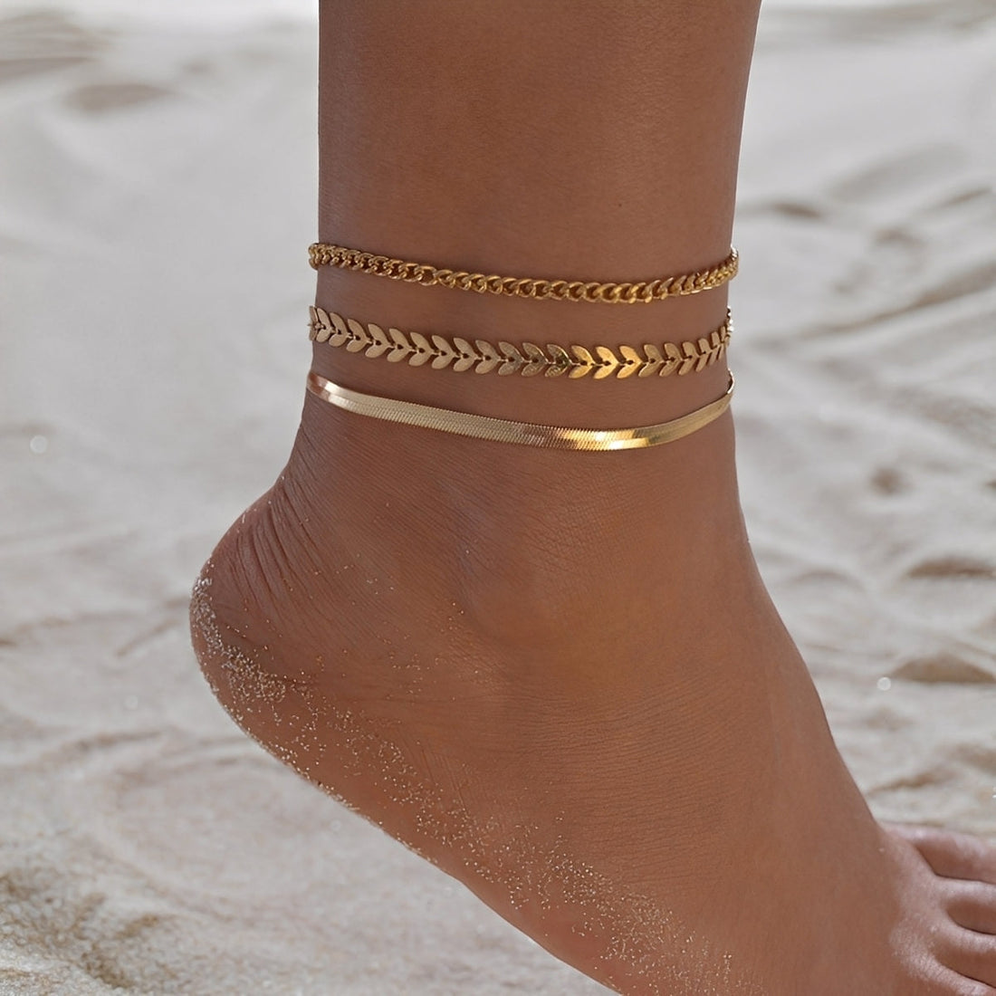 Odelia – Chic gold-colored ankle bracelet
