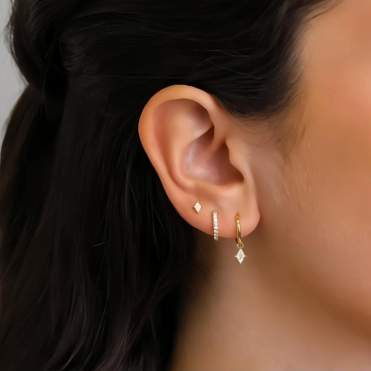 Azaria – Set of earrings with shiny pendant