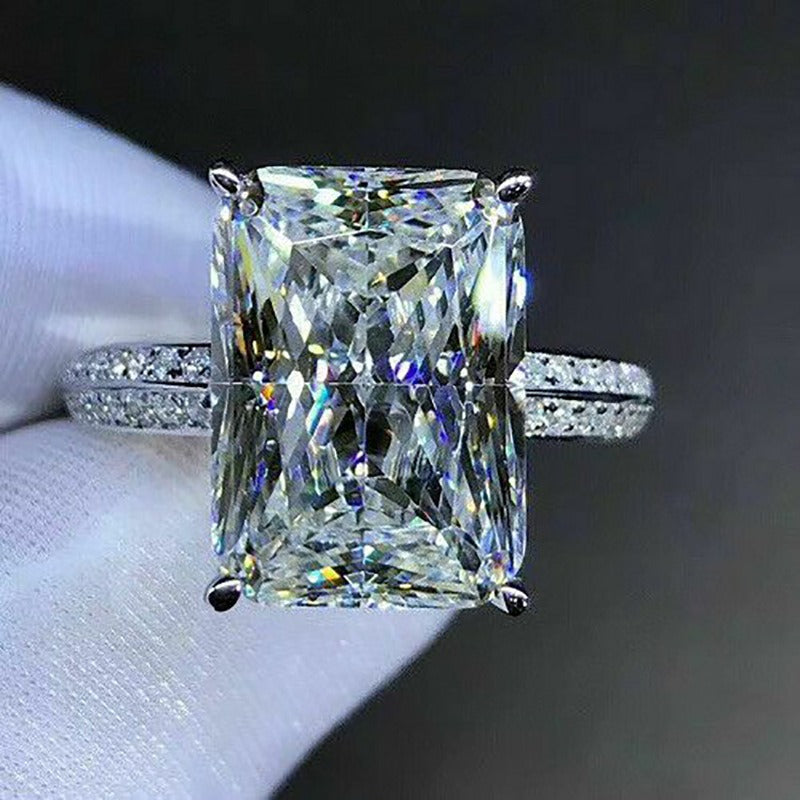 Jada – Eye-catching oversized ring