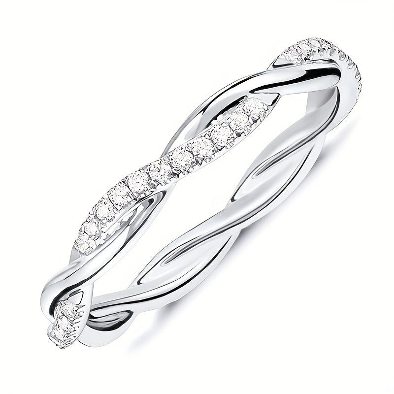 Livia – Chic fashion cross ring