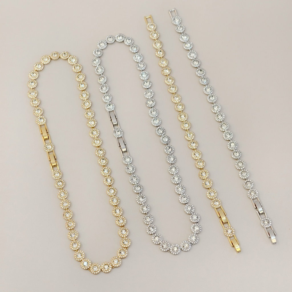 Victoria – Necklace and Bracelet with a Shiny Round Button