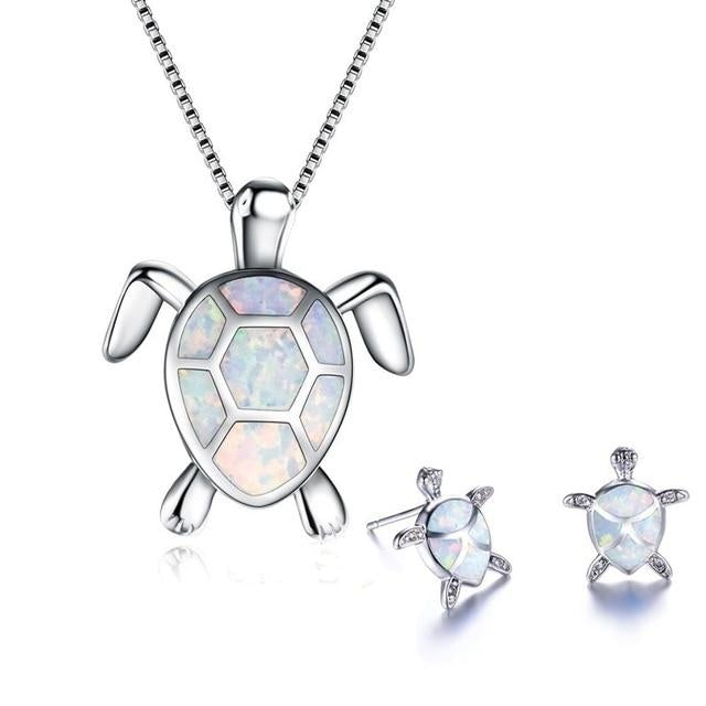 Kailea – Silver-Gold Jewelry Set with Turtle and Shimmering Stone Decorations (Necklace + Earrings)
